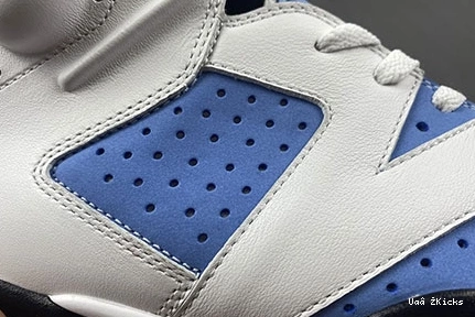 Jordan White CT8529- Retro 1028 6 621 Bold UNC 0812